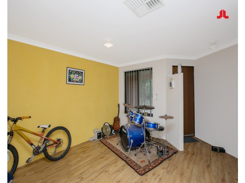 25 Mulloway Place, Warnbro WA 6169