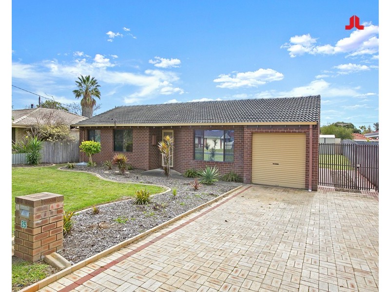 25 Linville Avenue, Cooloongup WA 6168