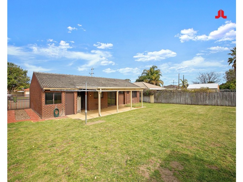 25 Linville Avenue, Cooloongup WA 6168