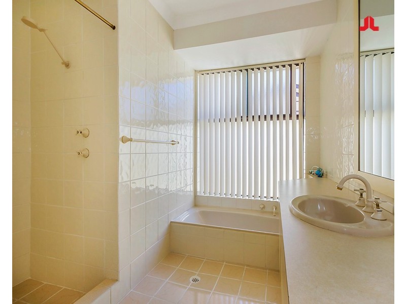 5 Pandora Way, Waikiki WA 6169
