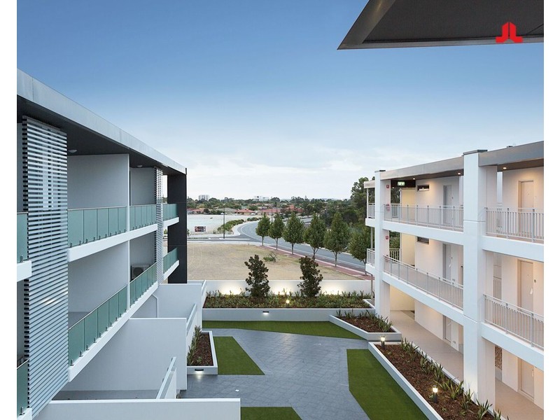 28/95 Chalgrove Avenue, Rockingham WA 6168