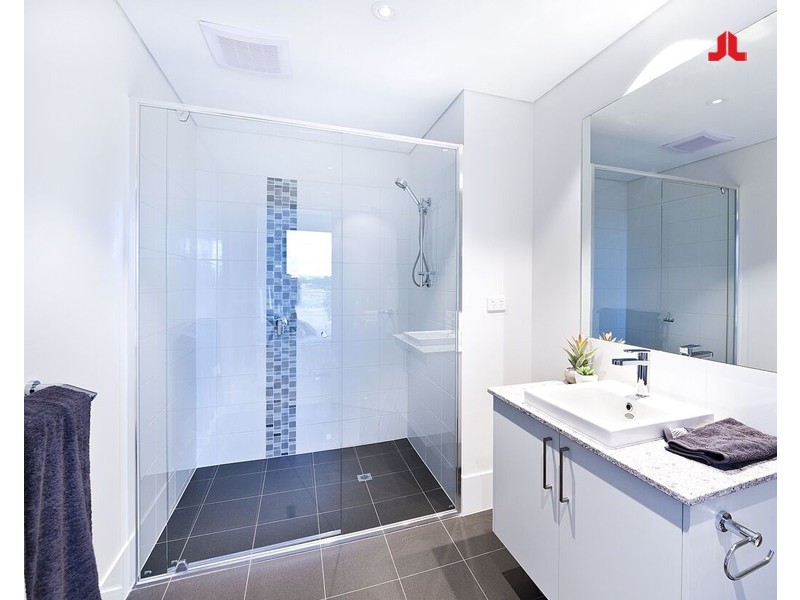 28/95 Chalgrove Avenue, Rockingham WA 6168