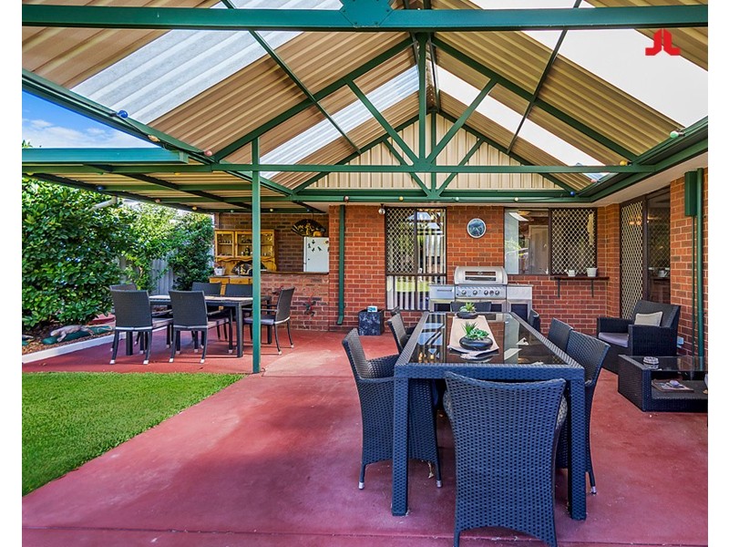 15 Chidley Place, Rockingham WA 6168