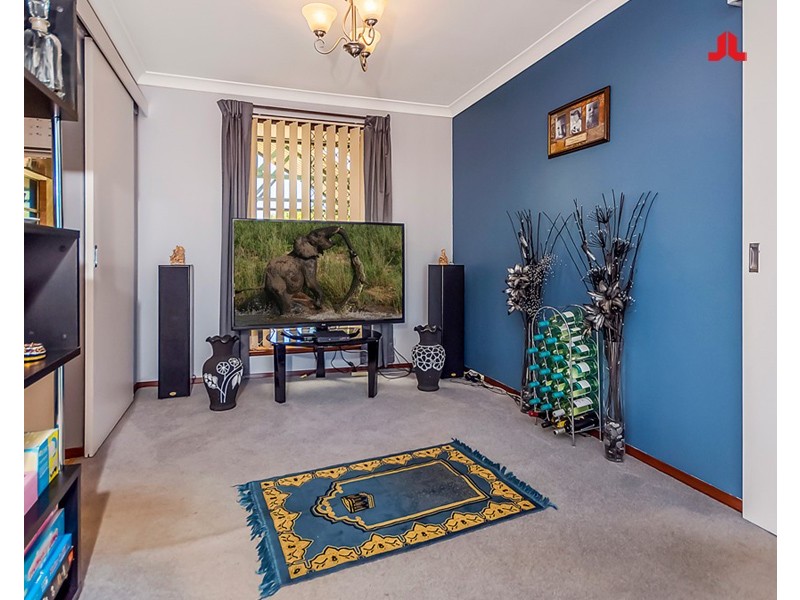 15 Chidley Place, Rockingham WA 6168