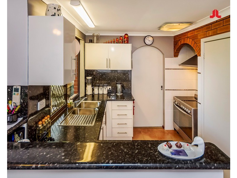15 Chidley Place, Rockingham WA 6168