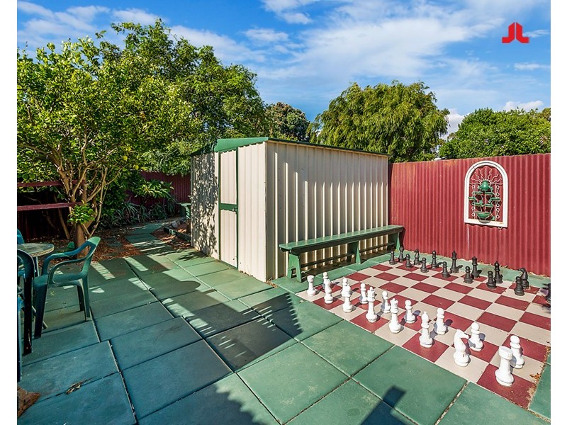 15 Chidley Place, Rockingham WA 6168