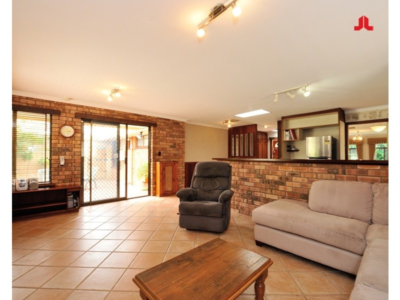 26 Fendam Street, Waikiki WA 6169