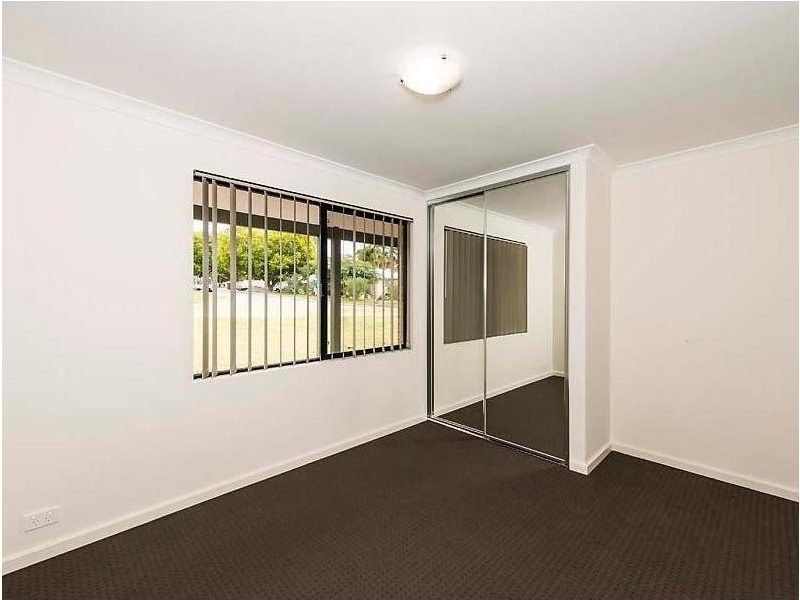 8A Doust Street, Hilton WA 6163