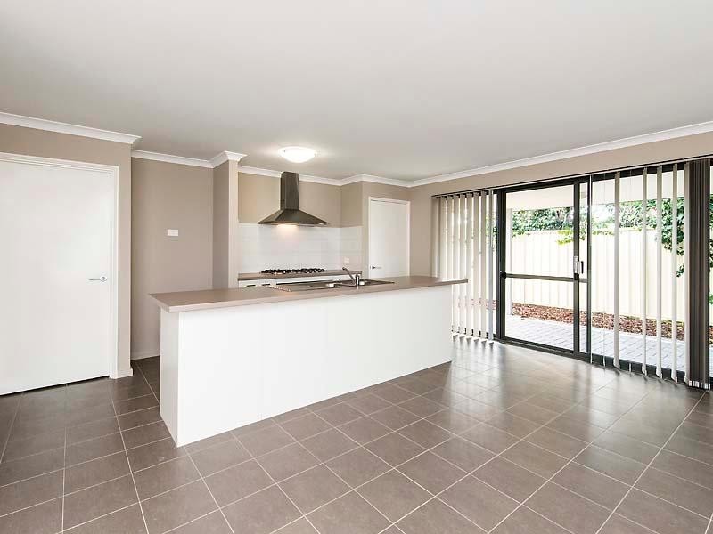 6B Doust Street, Hilton WA 6163