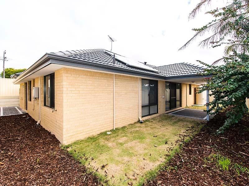 6B Doust Street, Hilton WA 6163