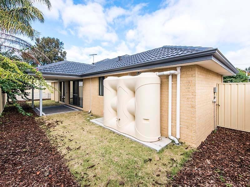 6B Doust Street, Hilton WA 6163