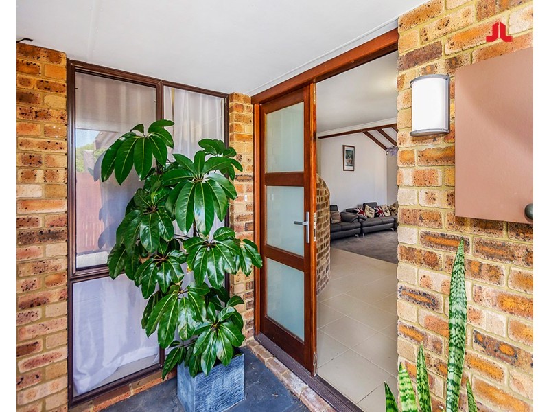75 Fendam Street, Warnbro WA 6169