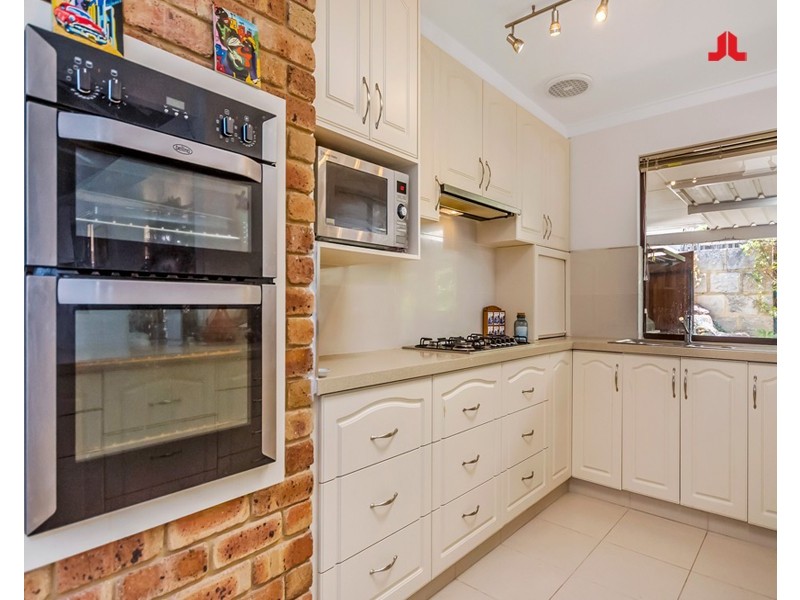 75 Fendam Street, Warnbro WA 6169