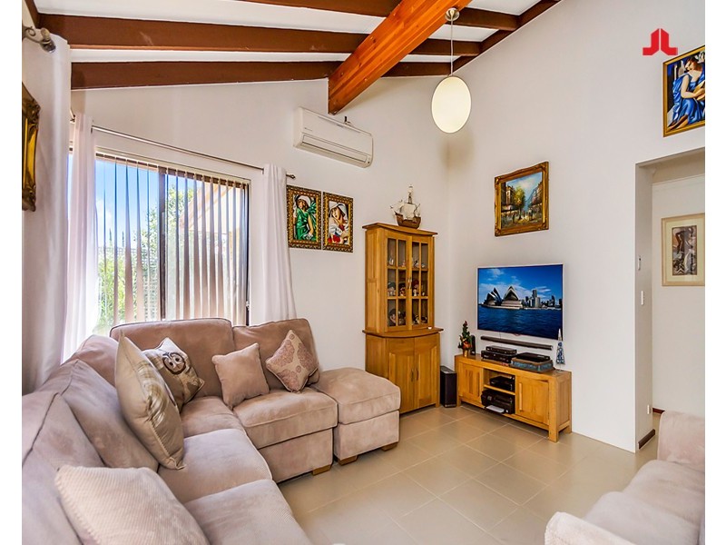 75 Fendam Street, Warnbro WA 6169