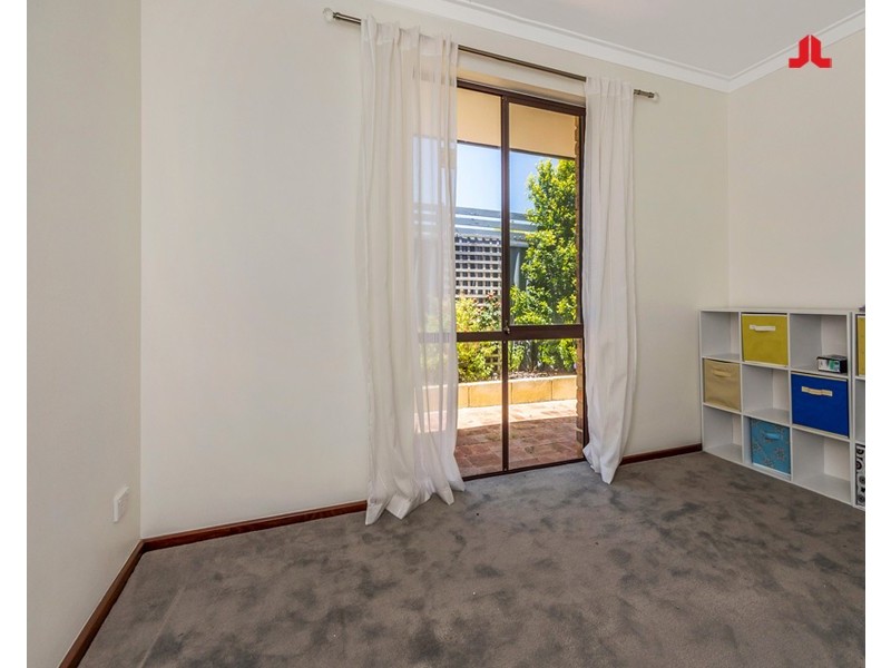 75 Fendam Street, Warnbro WA 6169