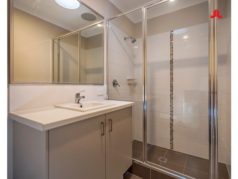 31B Robin Hood Avenue, Armadale WA 6112