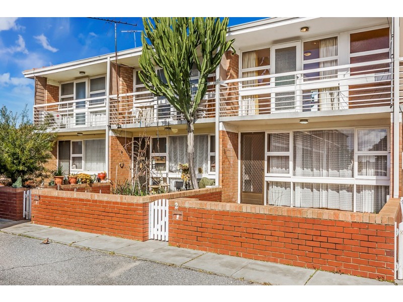 2/8 Payne Street, Shoalwater WA 6169