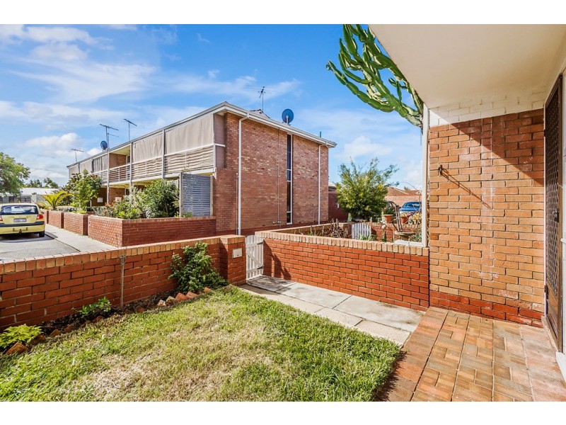 2/8 Payne Street, Shoalwater WA 6169