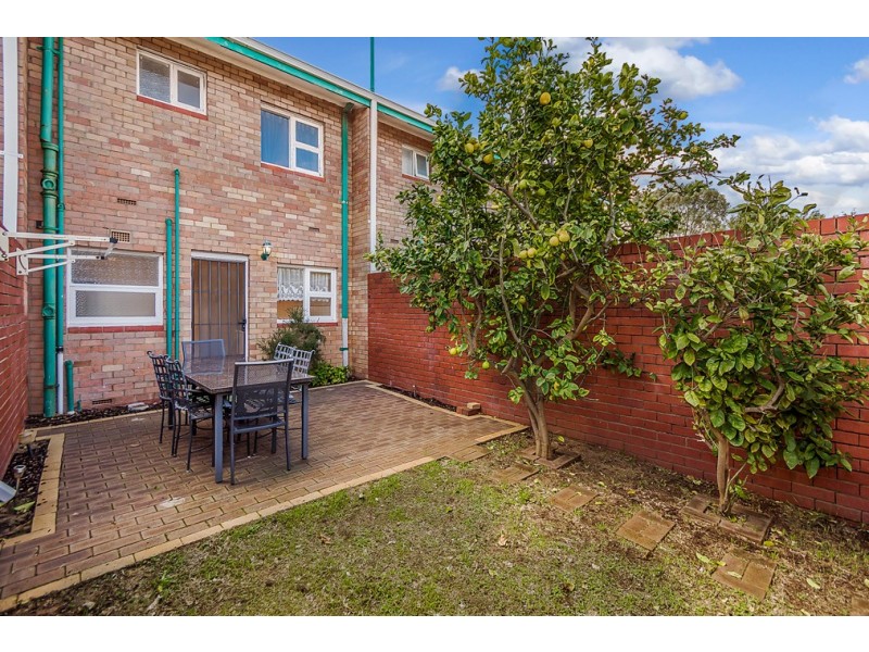 2/8 Payne Street, Shoalwater WA 6169