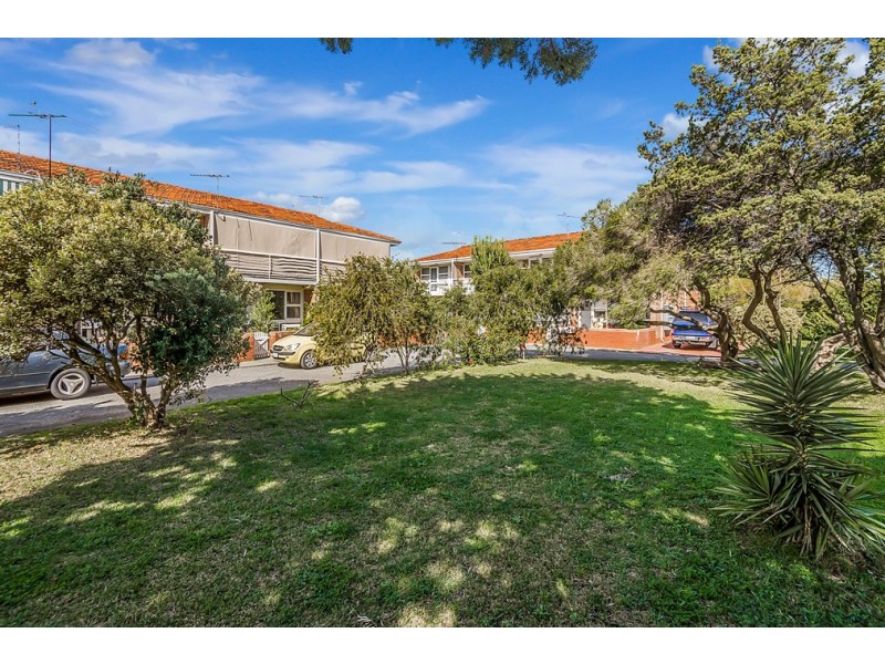 2/8 Payne Street, Shoalwater WA 6169