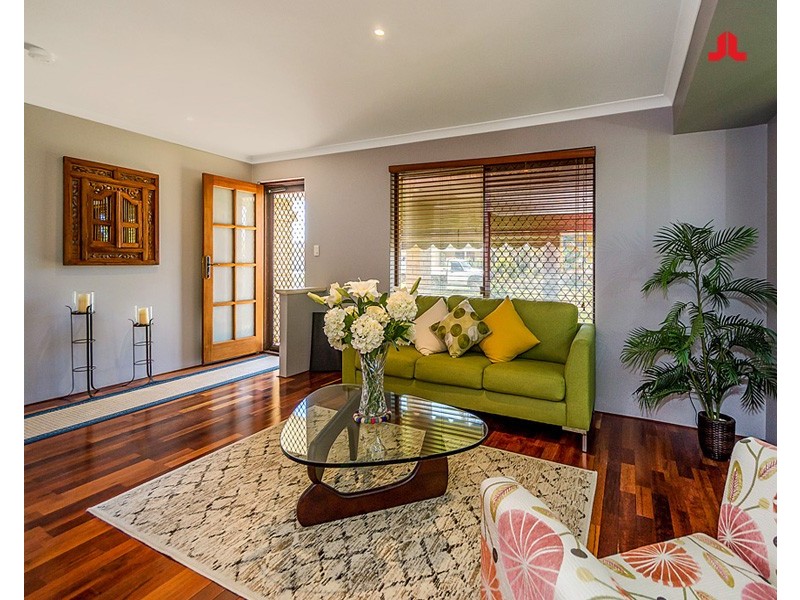 16 Aldinga Place, Waikiki WA 6169