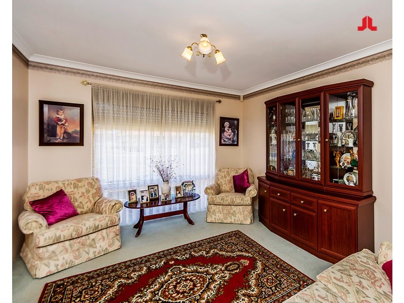 6 Tucuma Court, Warnbro WA 6169