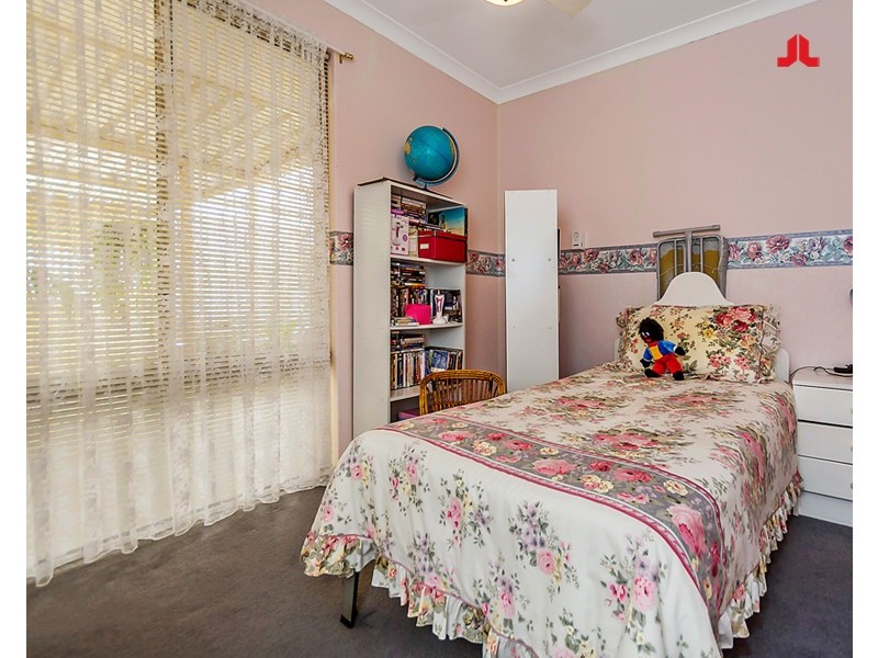 6 Tucuma Court, Warnbro WA 6169