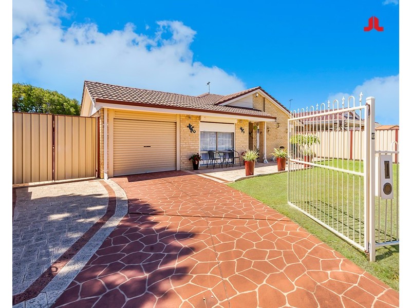 6 Tucuma Court, Warnbro WA 6169