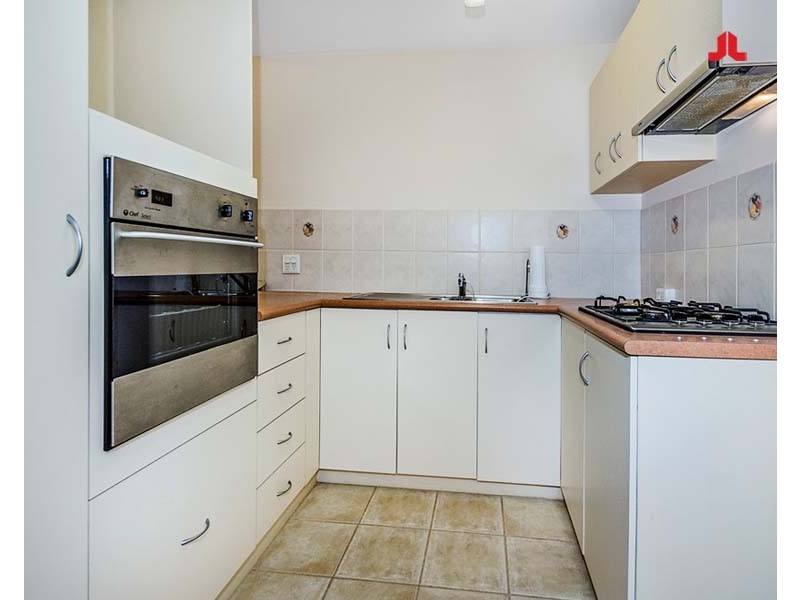 Apartment 14 / 50 Woodlake Retreat, Kingsley WA 6026