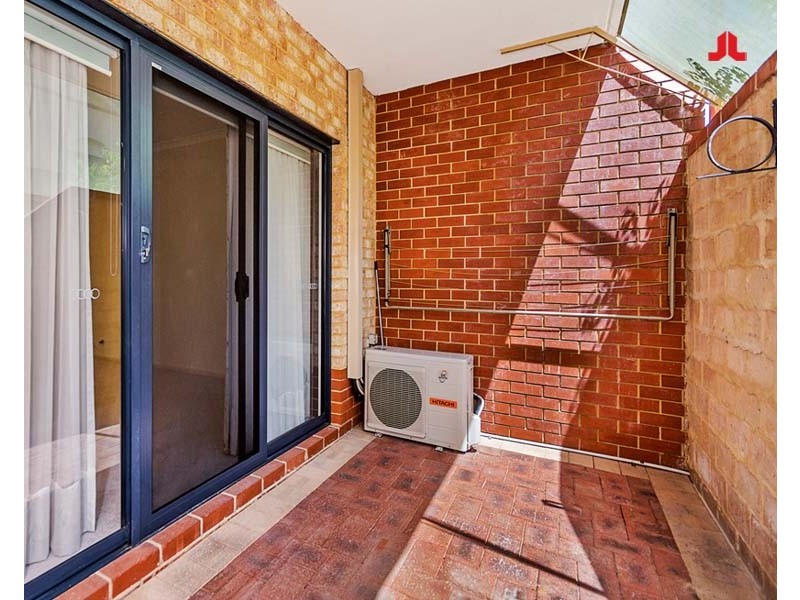 Apartment 14 / 50 Woodlake Retreat, Kingsley WA 6026