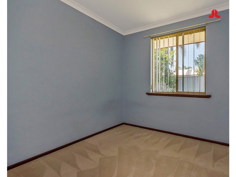 6 Swallow Grove, Waikiki WA 6169