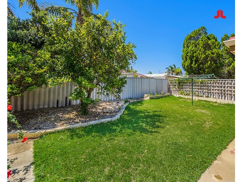 6 Swallow Grove, Waikiki WA 6169