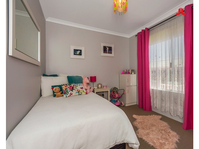 16 Finsbury Road, Baldivis WA 6171