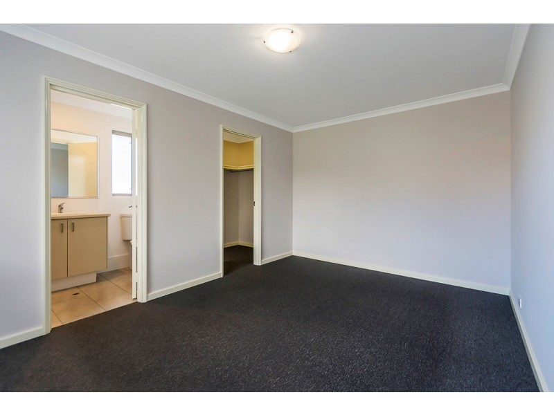 1/3 Power Street, Embleton WA 6062