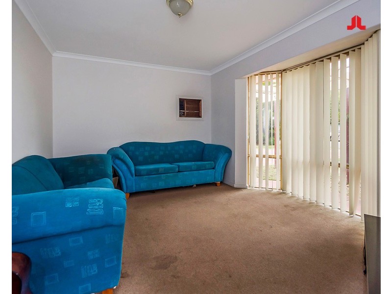 28 Carnegie Loop, Cooloongup WA 6168