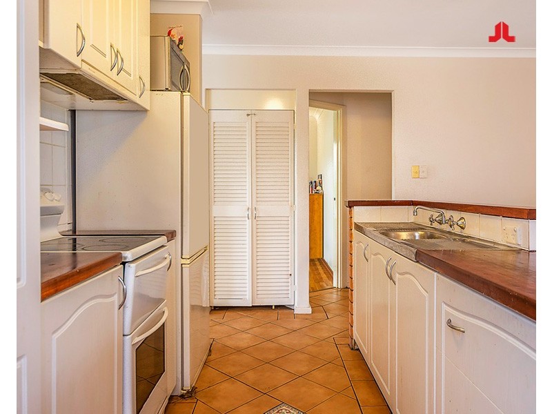 28 Carnegie Loop, Cooloongup WA 6168