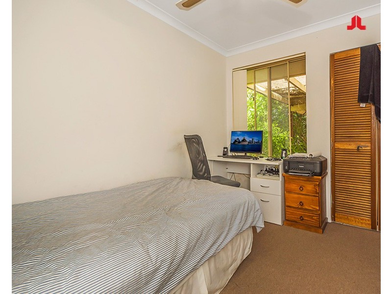 28 Carnegie Loop, Cooloongup WA 6168