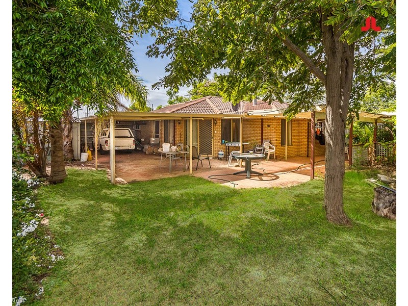 28 Carnegie Loop, Cooloongup WA 6168