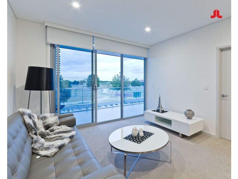 48/95 Chalgrove Avenue, Rockingham WA 6168