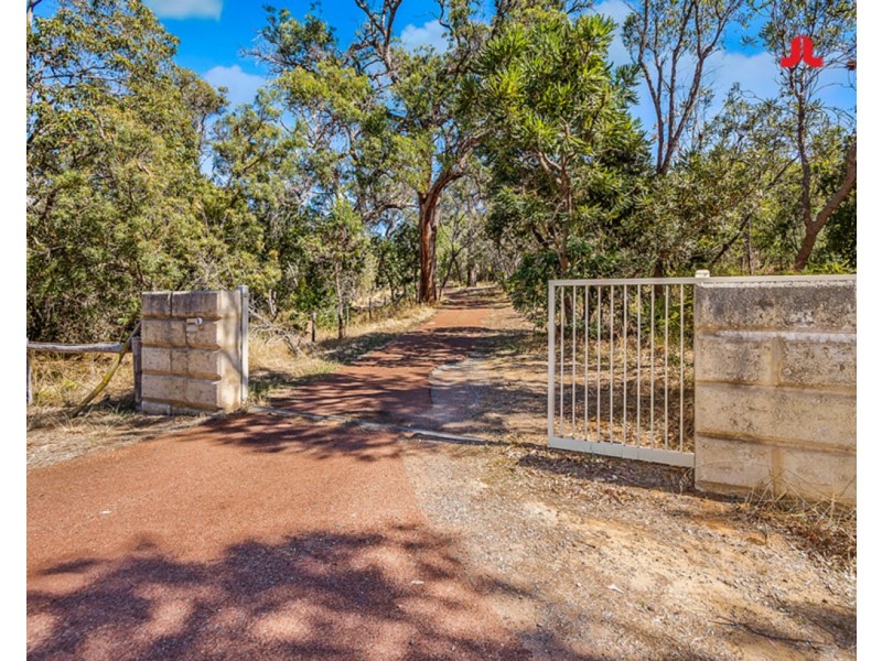 1106 Baldivis Road, Baldivis WA 6171