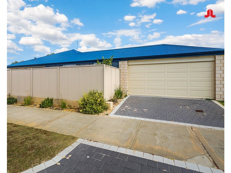 21 Arnside Bend, Waikiki WA 6169