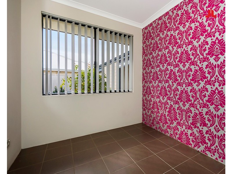 21 Arnside Bend, Waikiki WA 6169