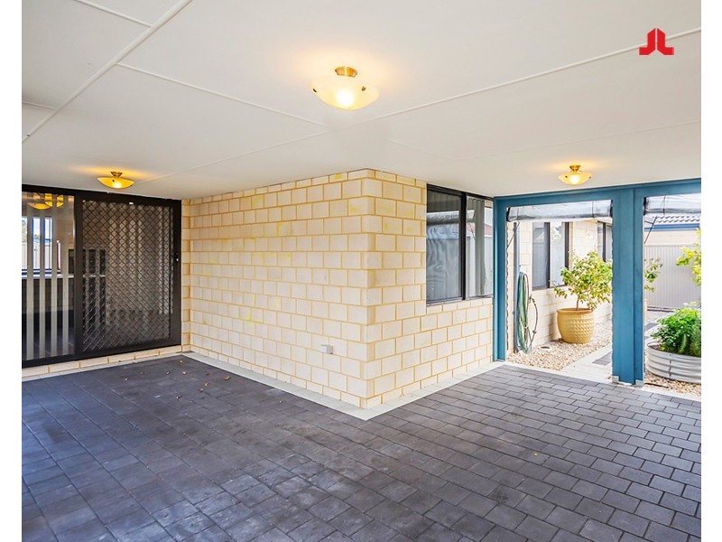 21 Arnside Bend, Waikiki WA 6169