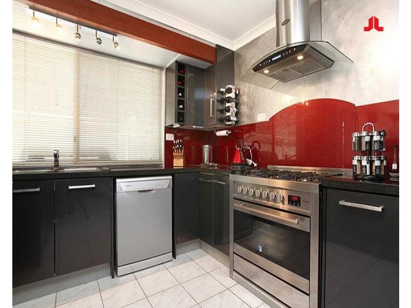 58 The Avenue, Warnbro WA 6169