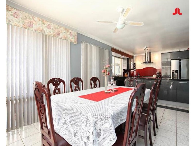 58 The Avenue, Warnbro WA 6169