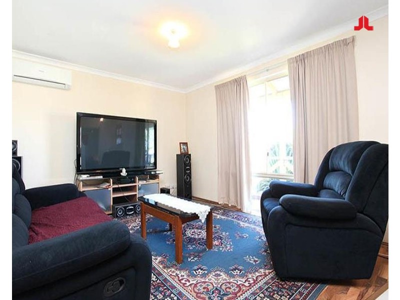 58 The Avenue, Warnbro WA 6169