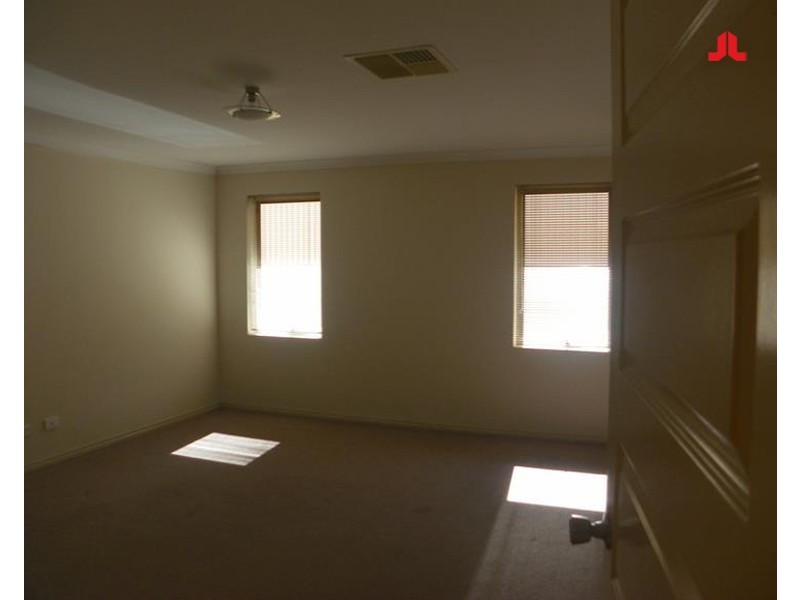 8 Gatum Street, Baldivis WA 6171