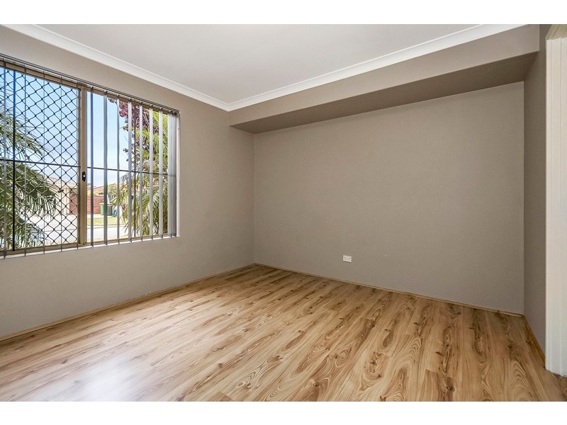 6 Cork Place, Warnbro WA 6169