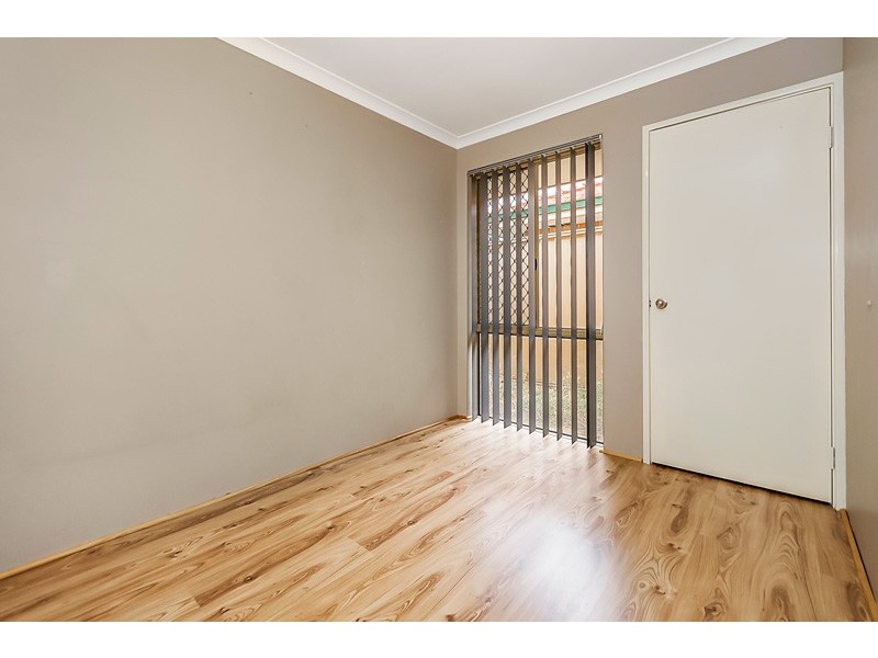 6 Cork Place, Warnbro WA 6169