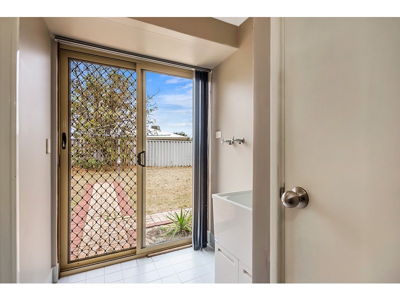 6 Cork Place, Warnbro WA 6169